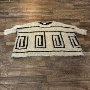 Freeway Aztec Design Furry Sweater Size Medium